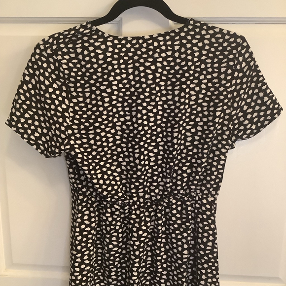 Women's Ecowish Dress, Black & White, Size M - Picture 13 of 13